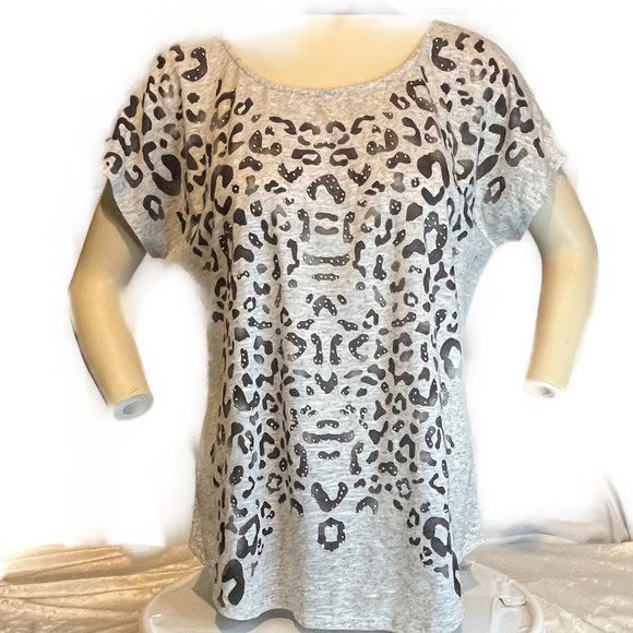 APT. 9 GRAY SHORT SLEEVE TEE WITH ANIMAL PRINT, EMBLISHEMENTS SIZE L NWOT - Picture 2 of 5